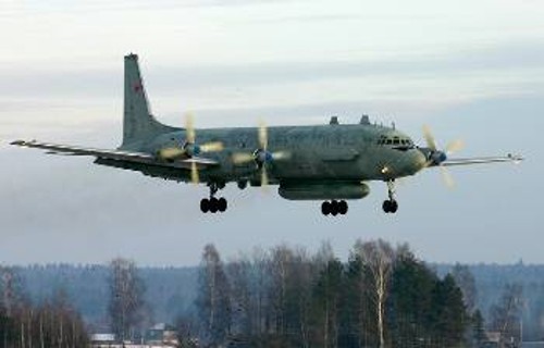 Ο τύπος του αναγνωριστικού αεροσκάφους της Ρωσίας, «Ιλιούσιν-20», που καταρρίφθηκε στη Συρία