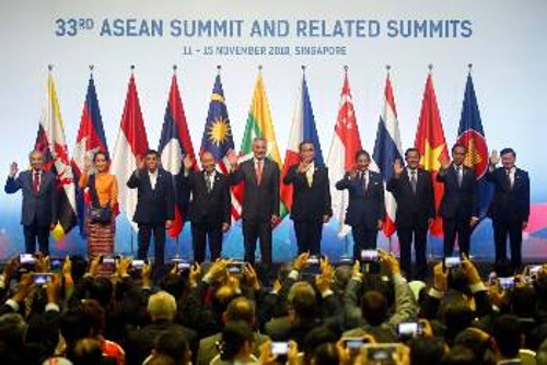 Από τη συνάντηση των 10 Ασιατών ηγετών