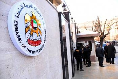 Πιθανή διαφαίνεται η αναθέρμανση των σχέσεων της Δαμασκού με άλλες αραβικές χώρες μετά την επαναλειτουργία της πρεσβείας των Ηνωμένων Αραβικών Εμιράτων