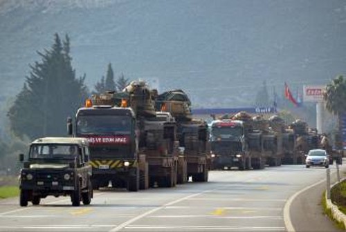 Τα τουρκικά στρατεύματα πάντα σε ετοιμότητα στη μεθόριο με τη Συρία