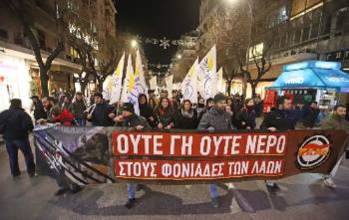 Από τις μαζικές διαδηλώσεις σωματείων και φορέων της Θεσσαλονίκης για να ξεκουμπιστούν οι ΑμερικανοΝΑΤΟικοί από το λιμάνι
