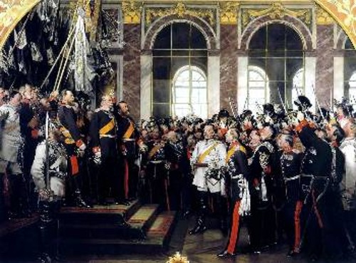 Στις 18 Γενάρη 1871, ο βασιλιάς της Πρωσίας Γουλιέλμος Α' ανακηρύχθηκε αυτοκράτορας της Γερμανίας. Η τελετή ανακήρυξης έγινε στο κατεχόμενο Παλάτι των Βερσαλλιών στην «Αίθουσα των Κατόπτρων». Η νίκη των Πρώσων οδήγησε στην ενοποίηση των γερμανικών κρατών κάτω από πρωσική κυριαρχία