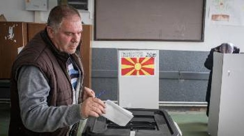 ΝΑΤΟ και ΕΕ θα βγάλει η κάλπη, ό,τι και να ψηφίσουν οι πολίτες της Βόρειας Μακεδονίας