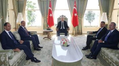 Από την προχτεσινή συνάντηση Ερντογάν με την ηγεσία του ψευδοκράτους