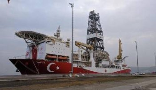 Το τουρκικό γεωτρύπανο «Γιαβούζ» συνεχίζει να επιχειρεί στα ανοιχτά της Κύπρου