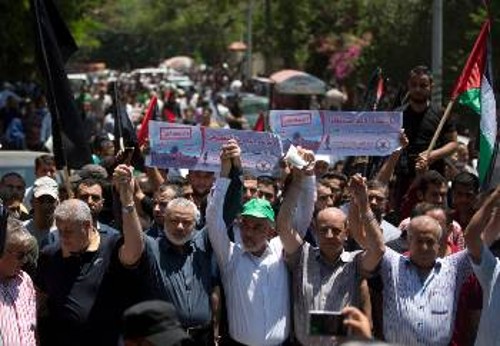 Από τη χτεσινή διαδήλωση στη Γάζα ενάντια στο αμερικανικό σχέδιο