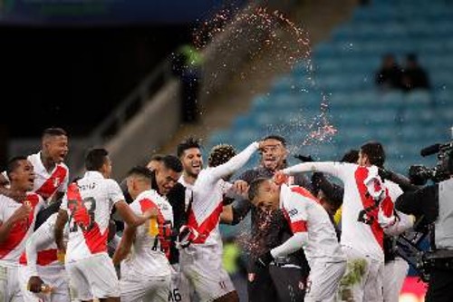 Η νίκη επί της Χιλής έστειλε το Περού στον τελικό του Copa America κόντρα στη Βραζιλία