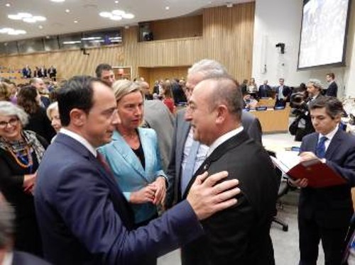 Οι ΥΠΕΞ Τουρκίας - Κύπρου βρέθηκαν δύο φορές στο περιθώριο της ΓΣ του ΟΗΕ