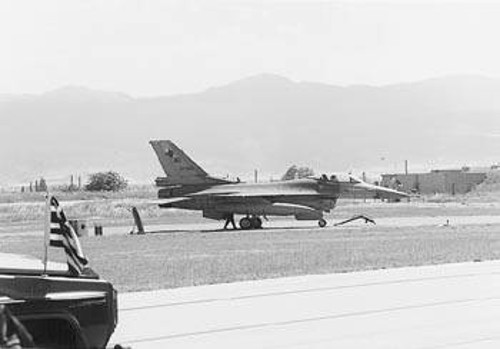 Ν. Αγχίαλος: Το ελληνικό τζιπ και το τουρκικό «F-16» σε ένα ειρηνικό τετ-α-τετ