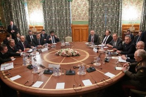 Από τη συνάντηση στη Μόσχα των αντιπροσωπειών Ρωσίας και Τουρκίας, όπου συζητούν για τη Λιβύη