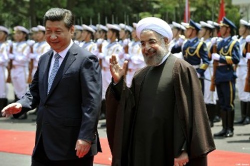 Από περσινή συνάντηση των Προέδρων της Κίνας, Σι Τζινπίνγκ, και του Ιράν, Χασάν Ροχανί
