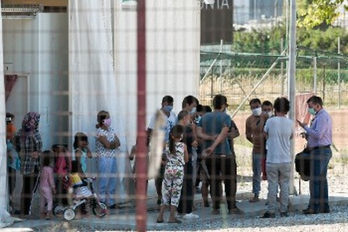 Η δομή φιλοξενίας προσφύγων και μεταναστών στα Οινόφυτα