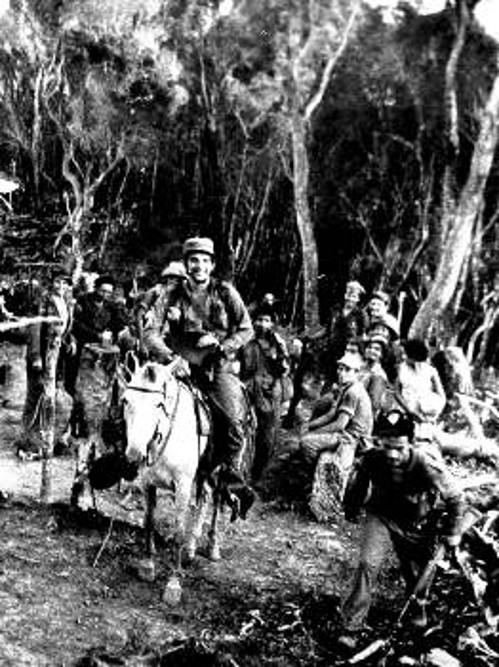 Στις 21 Αυγούστου του 1958, ο Τσε Γκεβάρα εξορμά με 140 άνδρες από τη Σιέρα Μαέστρα για την επαρχία Λας Βίγιας