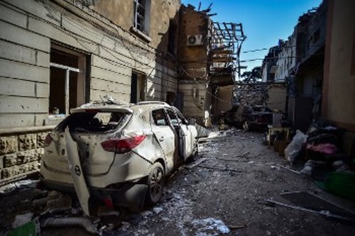 Από βομβαρδισμό κατοικημένης περιοχής στην πόλη Γκάντζια στο Αζερμπαϊτζάν