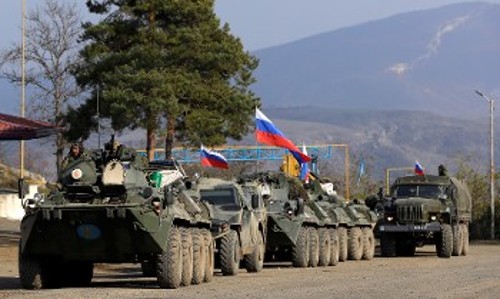Ρώσικες δυνάμεις που έχουν αναπτυχθεί στο Ναγκόρνο Καραμπάχ