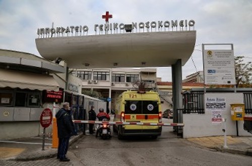 Τον περασμένο Νοέμβρη, τα ασθενοφόρα δεν σταματούσαν να πηγαινοέρχονται στα νοσοκομεία της Θεσσαλονίκης