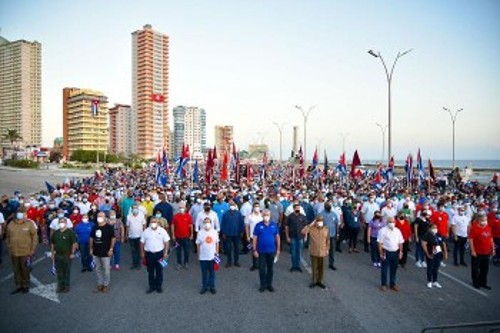 Από τις μαζικές κινητοποιήσεις στήριξης της Κουβανικής Επανάστασης το καλοκαίρι του 2021
