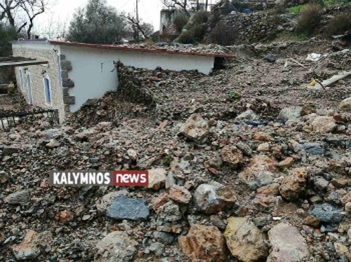 Εικόνα της καταστροφής από το τοπικό μέσο Κalymnos-news.gr