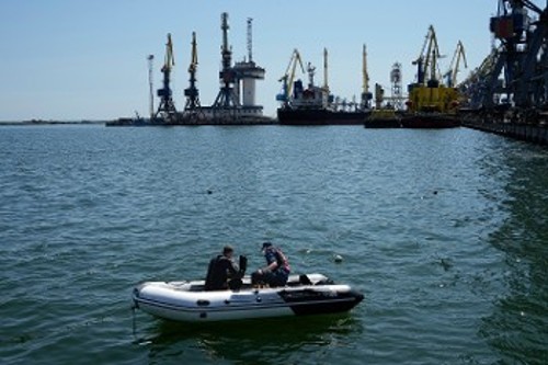 Η Ρωσία ανακοίνωσε ότι το λιμάνι της Μαριούπολης ξεκίνησε να λειτουργεί κανονικά, αφού οι δυνάμεις της αφαίρεσαν πλήρως τις νάρκες
