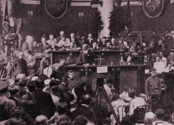 Ο Λένιν στο βήμα του 2ου Συνεδρίου της Κομμουνιστικής Διεθνούς