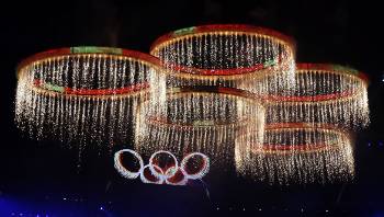 Ως αποτέλεσμα της τεράστιας εμπορευματοποίησης, οι 5 Ολυμπιακοί κύκλοι θεωρούνται πλέον ένα από τα πλέον εμπορικά σήματα παγκοσμίως
