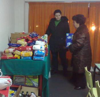 Στα γραφεία της Επιτροπής Ανέργων και του Συλλόγου Γυναικών συγκεντρώνονται τρόφιμα για οικογένειες που τα έχουν ανάγκη