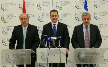 Στα τέλη του Νοέμβρη του 2014, από τη συνάντηση των υπουργών Ενέργειας της Αιγύπτου, της Κύπρου και της Ελλάδας (από αριστερά προς τα δεξιά)