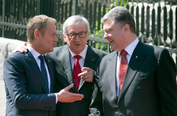 Οι αξιωματούχοι της λυκοσυμμαχίας της ΕΕ με τον μεγαλοκαπιταλιστή Πρόεδρο της Ουκρανίας
