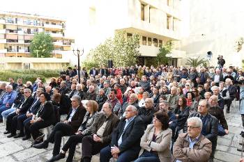 Παρουσία πλήθους κόσμου πραγματοποιήθηκε η εκδήλωση προς τιμήν του Ν. Μπελογιάννη και των άλλων μελών της ΚΕ και της ΚΕΕ του ΚΚΕ που έπεσαν στις επάλξεις του αγώνα