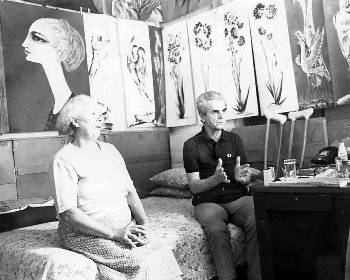 12-10-1986. Ο Δ. Κατσικογιάννης (με τη γυναίκα του) μιλάει στον «Ριζοσπάστη»