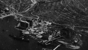 Αεροφωτογραφία ντοκουμέντο: Το εργοστάσιο της Ηλεκτρικής στο Κερατσίνι τις μέρες που έγινε η ομώνυμη μάχη