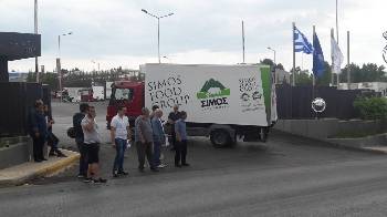 Από την εξόρμηση του Σωματείου Επαγγελματιών Οδηγών Αττικής - Βοιωτίας στη «Simos Food Group»