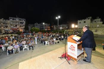 Από την ομιλία στο Καρλόβασι Σάμου