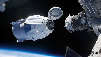 Καλλιτεχνική απεικόνιση της προσέγγισης του «Crew Dragon» στον Διεθνή Διαστημικό Σταθμό