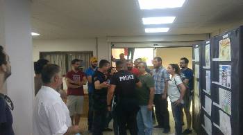 Την επέμβαση της αστυνομίας ζήτησαν οι εργατοπατέρες και στο Ηράκλειο, προκειμένου να προχωρήσουν τις άθλιες μεθοδεύσεις τους...
