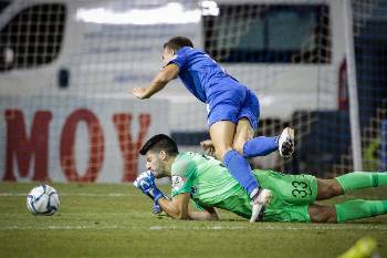 Οι διαμαρτυρίες και η αμφισβήτηση των διαιτητικών αποφάσεων σημάδεψαν τις δύο πρώτες αγωνιστικές της Super League 1