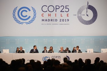 Από την τελευταία διάσκεψη του ΟΗΕ για το κλίμα, τον Δεκέμβρη του 2019 στη Μαδρίτη, όπου είχαν επαναληφθεί τα ίδια ανέξοδα ευχολόγια