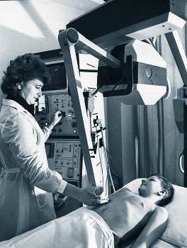 Ζητήματα όπως αυτό της Υγείας, που είναι άλυτα στη σύγχρονη καπιταλιστική Ελλάδα και όχι μόνο, λύθηκαν ή άρχισαν να λύνονται στο σοσιαλισμό πριν από 90 χρόνια