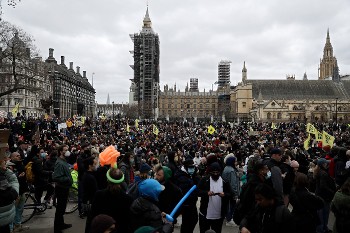 Από τη μαζική διαδήλωση στο Λονδίνο στις αρχές του μήνα