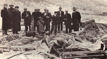 {7} Ο καταυλισμός Forbes κατεστραμμένος από την εθνοφρουρά