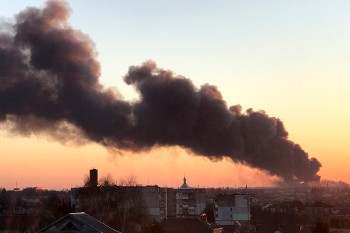 Από τη νέα ρωσική επίθεση στην πόλη Λβιβ στη δυτική Ουκρανία