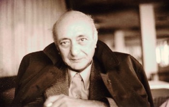 Ο συγγραφέας Δημήτρης Χατζής (1913-1961), επιμελητής κειμένων
