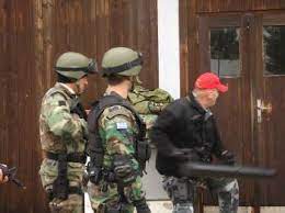 Στη «δημοκρατική» ΕΕ, όπως και στην Ελλάδα, ο στρατός εκπαιδεύεται για να αντιμετωπίσει τον «εχθρό λαό», με ασκήσεις καταστολής σε αστικό περιβάλλον