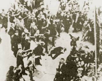 Στην περίοδο της Κατοχής 1941-1944 οι εργαζόμενοι, με επικεφαλής το Εργατικό ΕΑΜ, αγωνίζονται για την επιβίωση και την ελευθερία. Διαδηλώσεις με νεκρούς στην Καρδίτσα