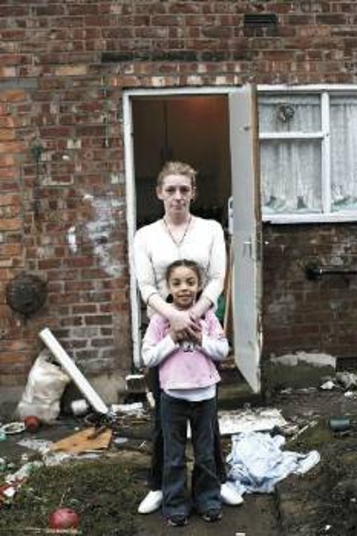 Οι φτωχοί έφτασαν στη Βρετανία το 2011 τα 13 εκατομμύρια