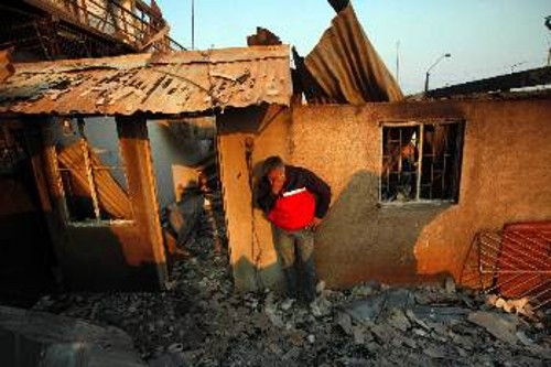 Η απόγνωση μετά την καταστροφή σε φτωχογειτονιές του Βαλπαραΐσο