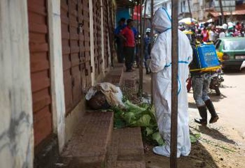 Στη Σιέρα Λεόνε αυξάνονται οι θάνατοι από τον ιό
