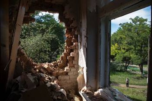 Σχολείο στο Κραματόρσκ που καταστράφηκε από τους βομβαρδισμούς των δυνάμεων ασφαλείας του Κιέβου